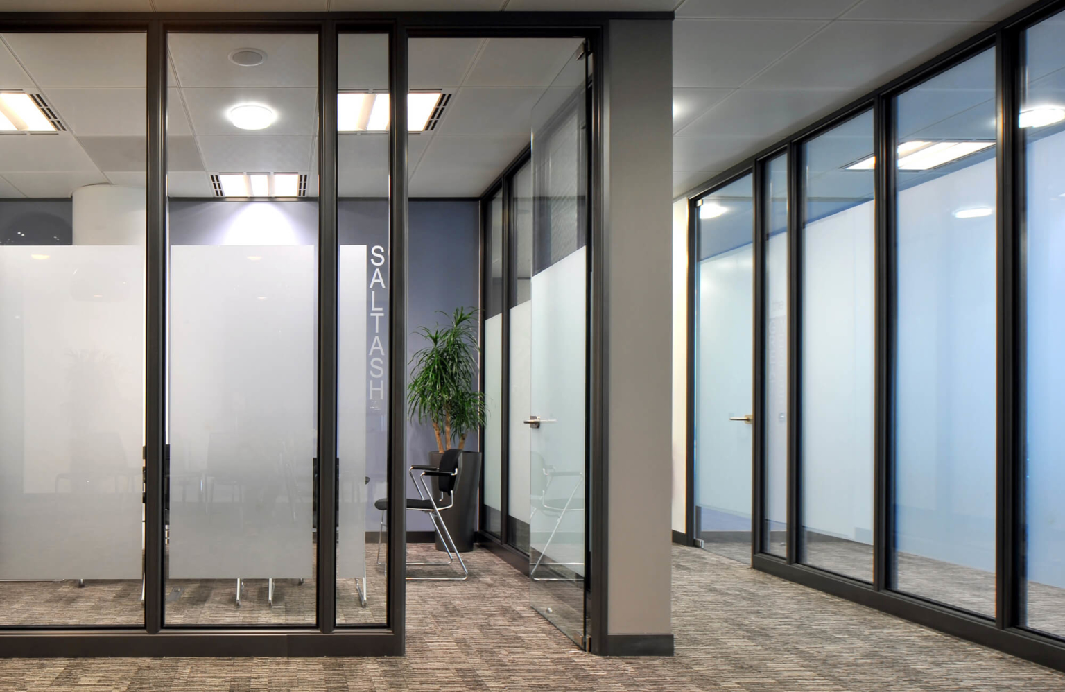 Fire Screens | Bespoke Fire Resistant Glass | ACI Contracts
